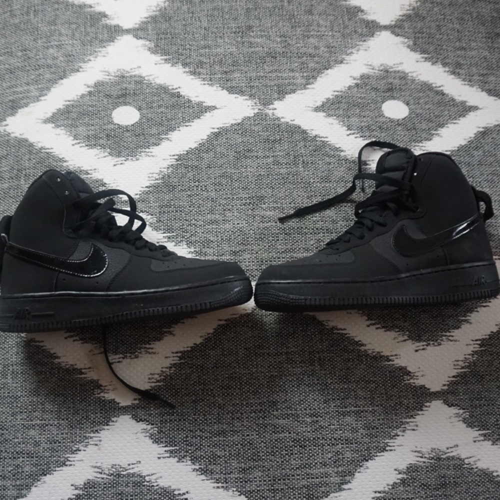 Nike Air Force 1